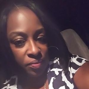 Meet your Posher, Carla